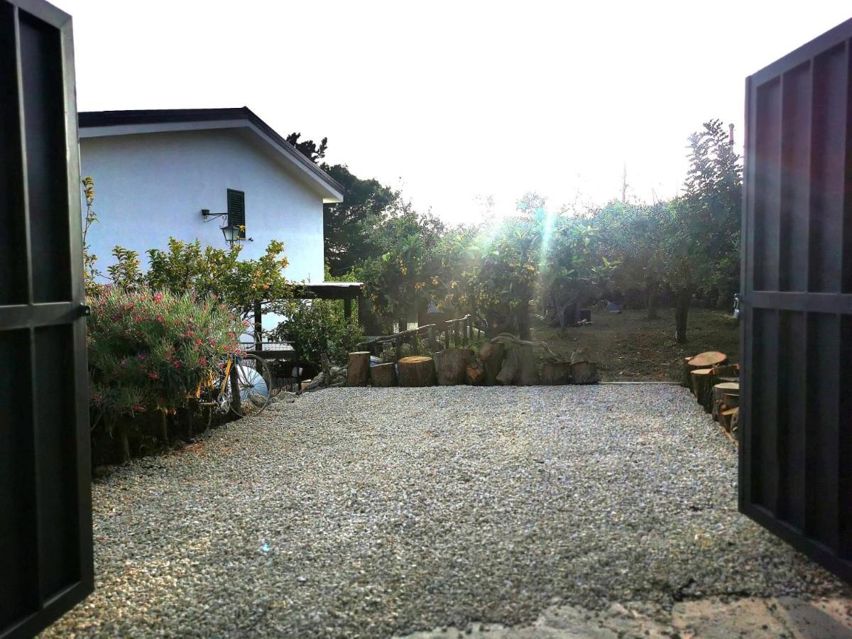 Villa Emily Licata Exteriör bild